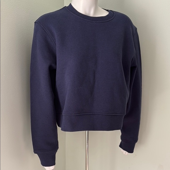 Organic Basics Navy Cropped Sweatshirt Medium NEW - Picture 1 of 7